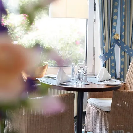Ringhotel Waldhotel Bärenstein 4*