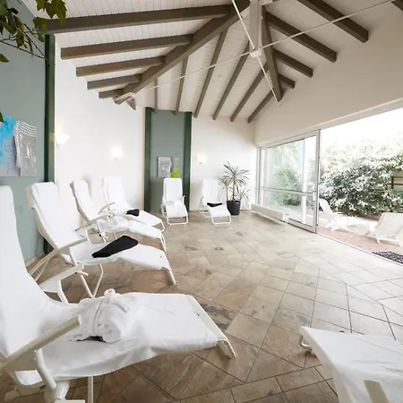 Waldhotel Baerenstein Szálloda 4*