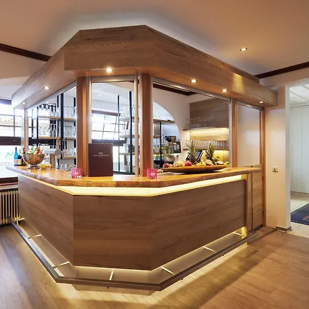 Waldhotel Baerenstein Szálloda